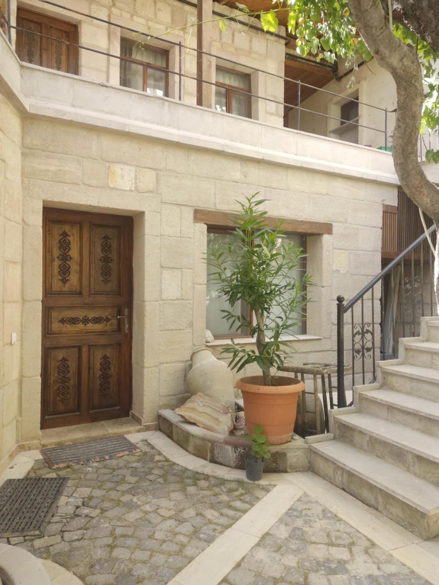 Luwian Stone House Hotel Гьореме Екстериор снимка