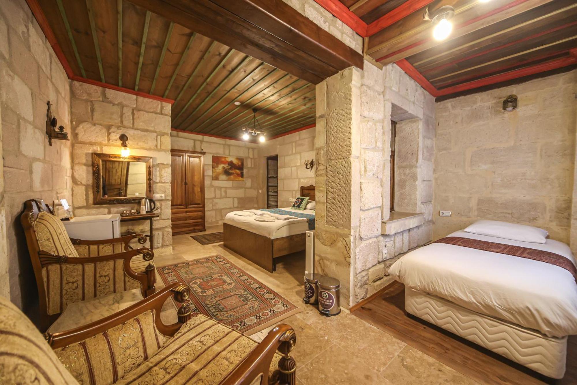 Luwian Stone House Hotel Гьореме Екстериор снимка