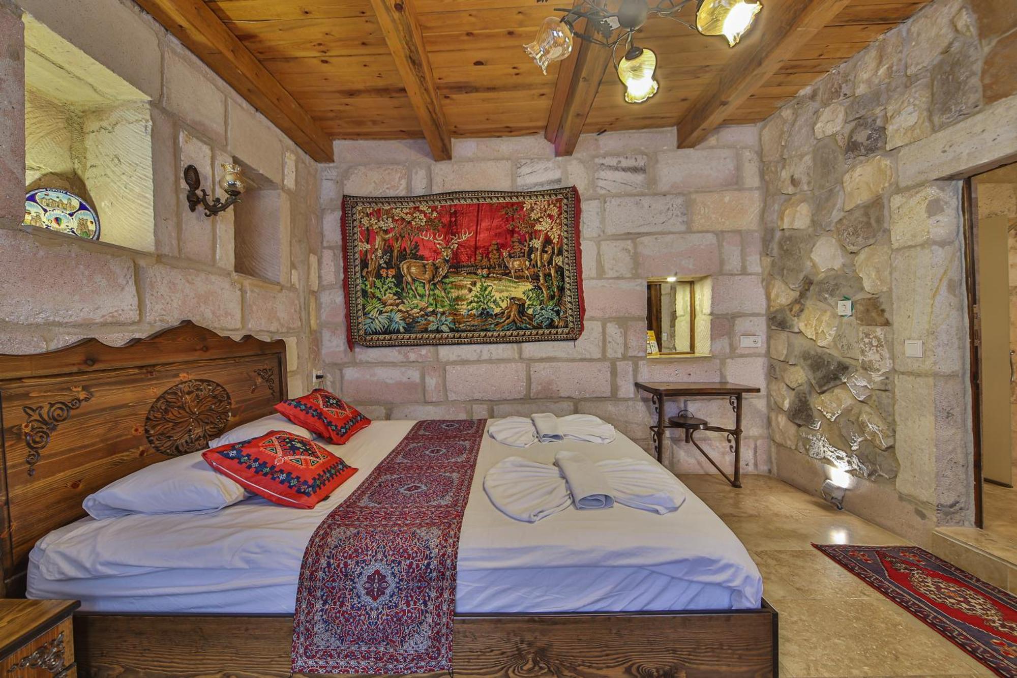 Luwian Stone House Hotel Гьореме Екстериор снимка