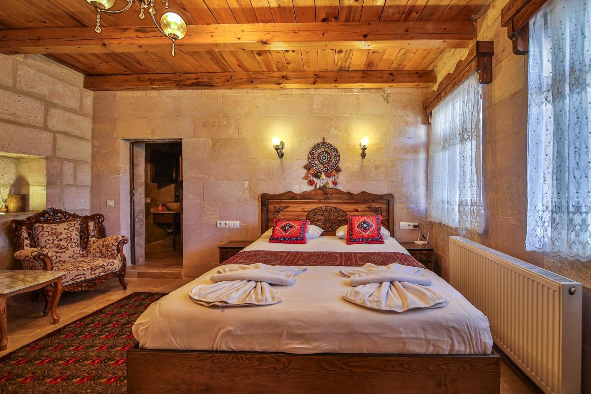 Luwian Stone House Hotel Гьореме Екстериор снимка