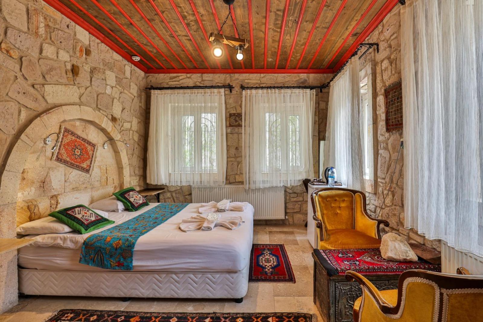 Luwian Stone House Hotel Гьореме Екстериор снимка